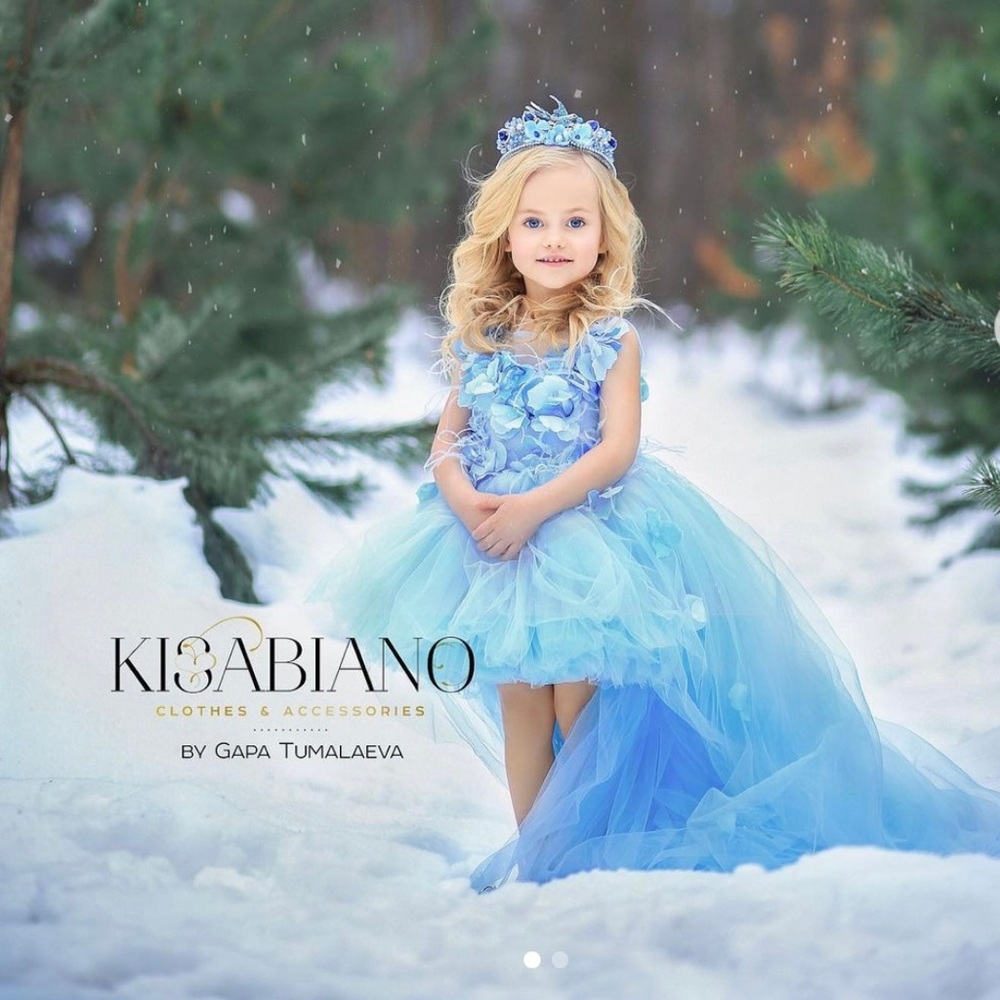 Kisabiano girls custom made dress size 6